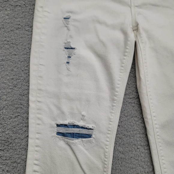 White House Black Market Jeans Womens 4 White Straight Distressed Ripped Cropped - Picture 4 of 15
